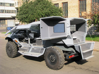 Illustration for article titled Este extraño coche militar puede ser la respuesta de Rusia al Humvee